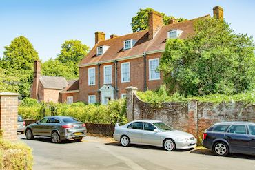 Georgian House East Grove Str